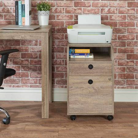 移動しやすいように車輪を付けます。